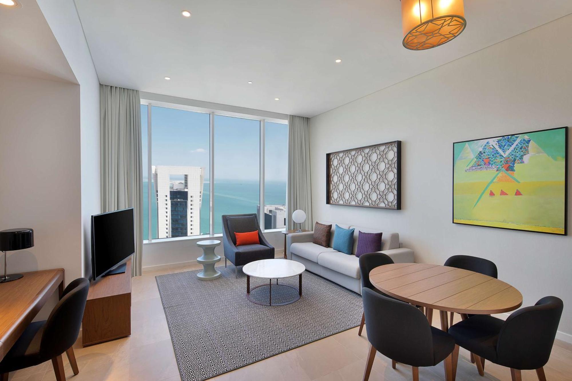 Aleph Doha Residences, Curio Collection By Hilton Dış mekan fotoğraf Living room