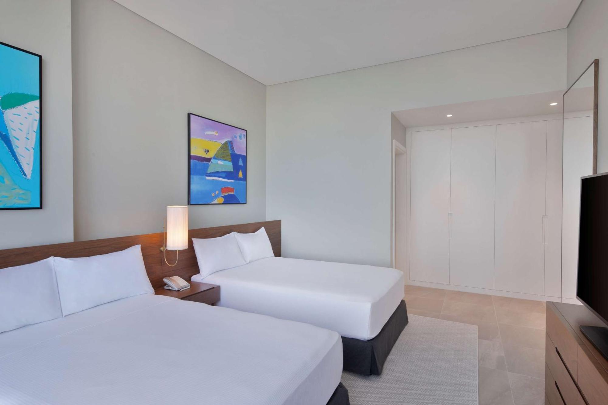 Aleph Doha Residences, Curio Collection By Hilton Dış mekan fotoğraf Guest room